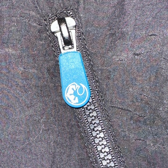 NWT Men’s Star Wars Day Packable Jacket Size Medium May the Fourth Be With You - Picture 7 of 8